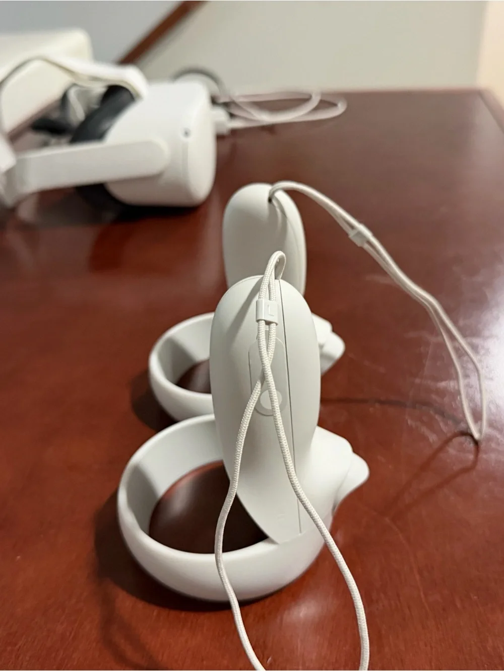 Oculus Quest 2 White VR Headset